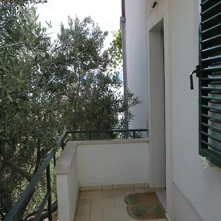 Apartmán By The Sea Pisak, Omis - 6897 Mimice