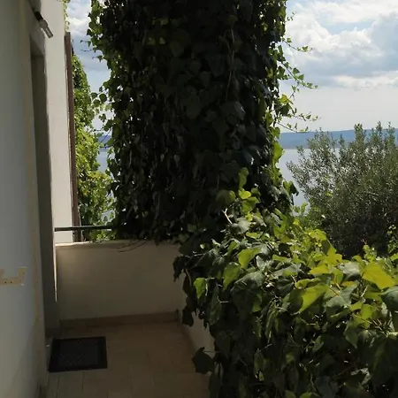 By The Sea Pisak, Omis - 6897 *