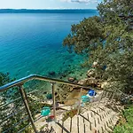 By The Sea Pisak, Omis - 6897 * Mimice