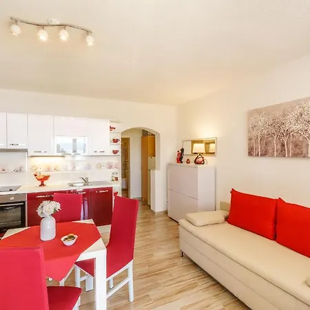 Apartamento By The Sea Pisak, Omis - 6897
